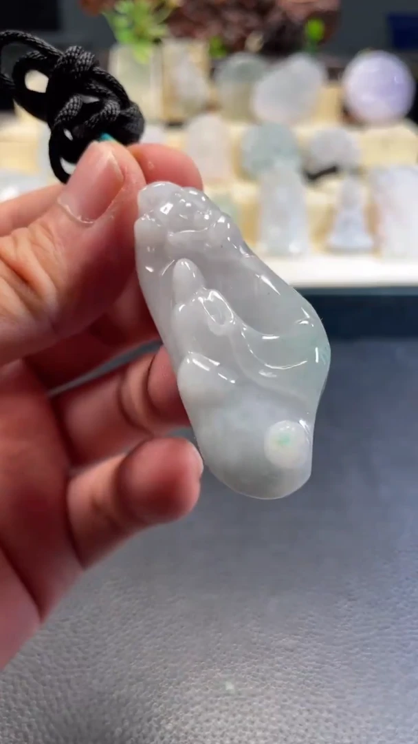 颈饰未镶嵌翡翠10/04/067