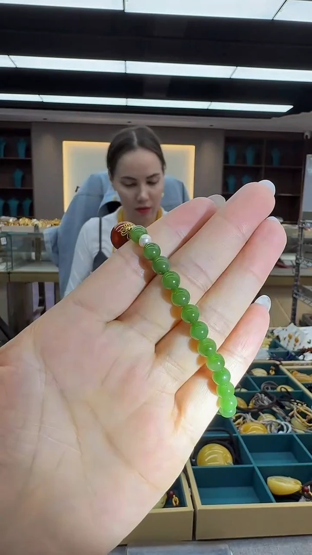 未镶嵌手链和田玉187秒拍号 假一罚三