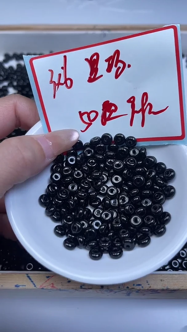 未镶嵌散珠玛瑙/玉髓B365 黑玛瑙算盘3*6mm50个9.9元