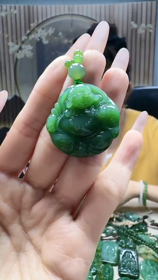 未镶嵌和田玉挂件1