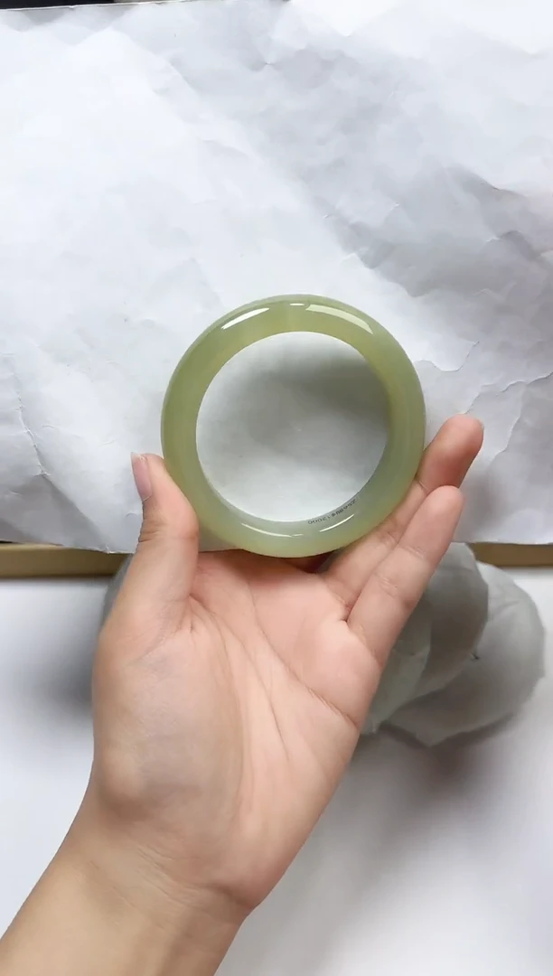 【闪购商品】和田玉手镯未镶嵌56.2圈口 YY