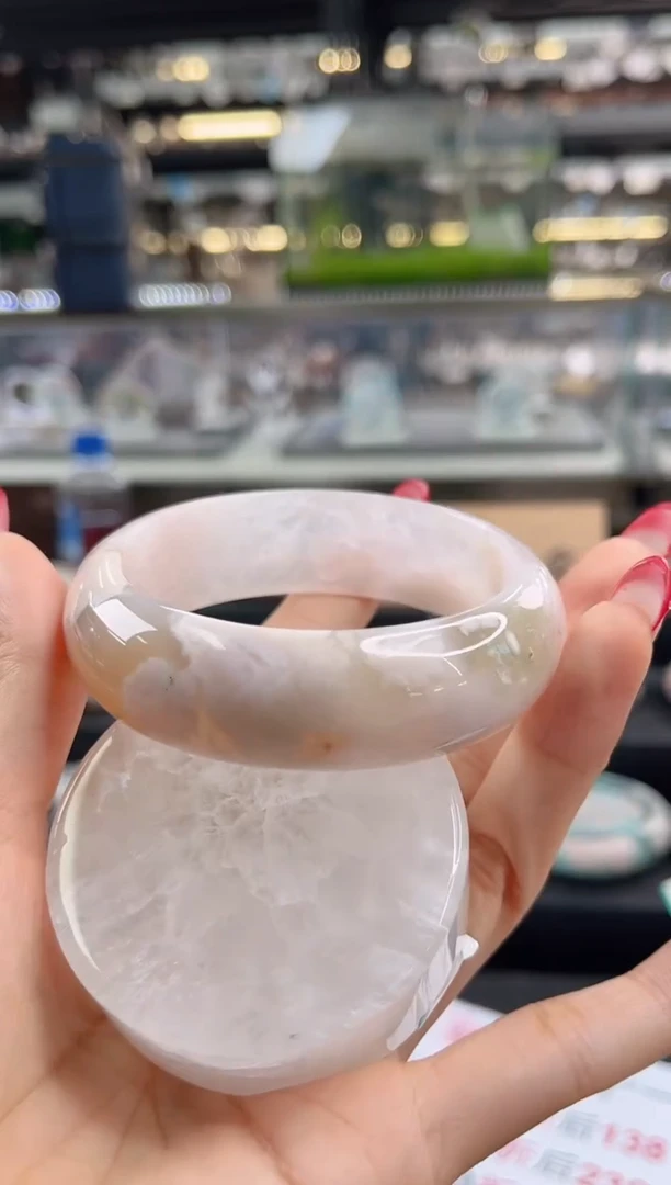 未镶嵌手镯石英质玉56-57圈口 （赠品镯心）33323