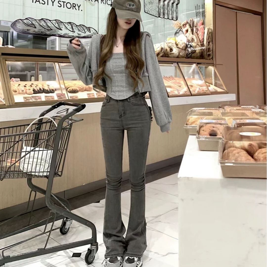 2025春夏牛仔喇叭裤 时尚 简约 大方