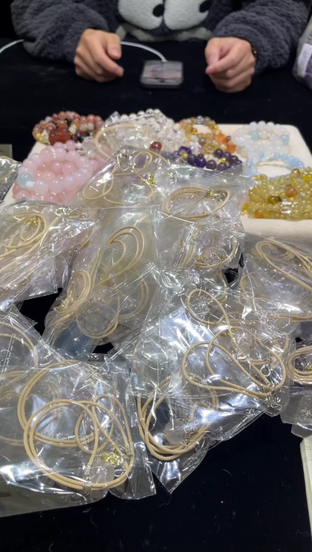 【闪购商品】烟晶手链合金28浮力002