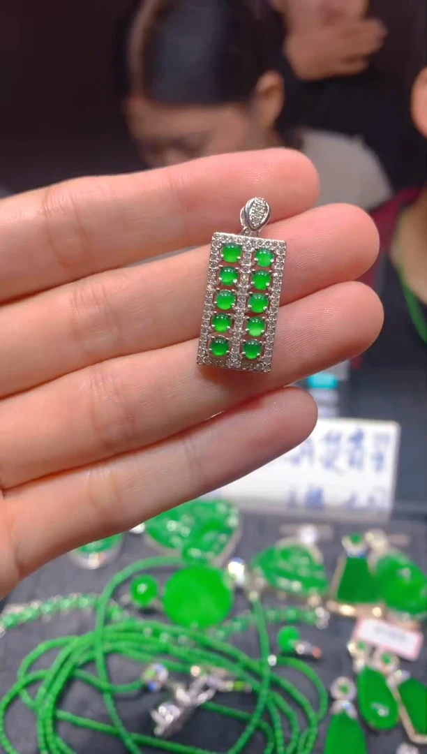 未镶嵌定制翡翠333多样性发货（发其一）