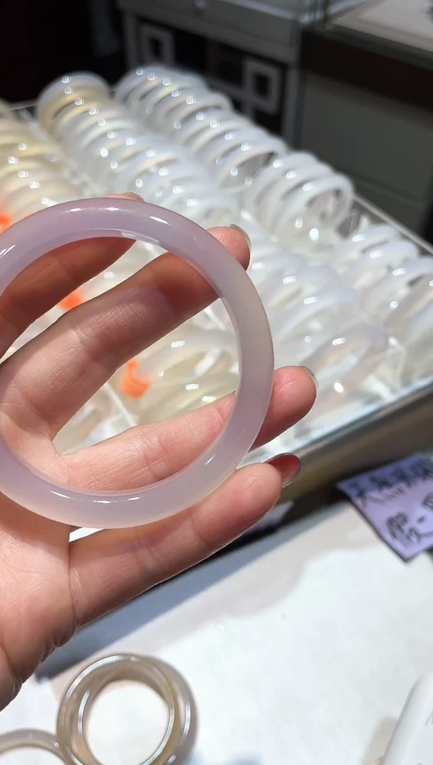手镯玛瑙/玉髓未镶嵌032