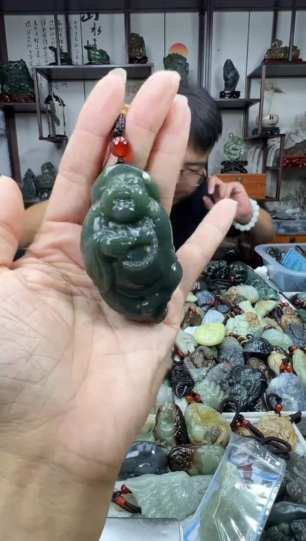 未镶嵌和田玉把件1