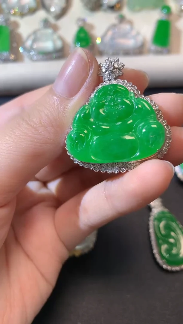 吊坠(不含链)18K金镶嵌翡翠A60 不含链