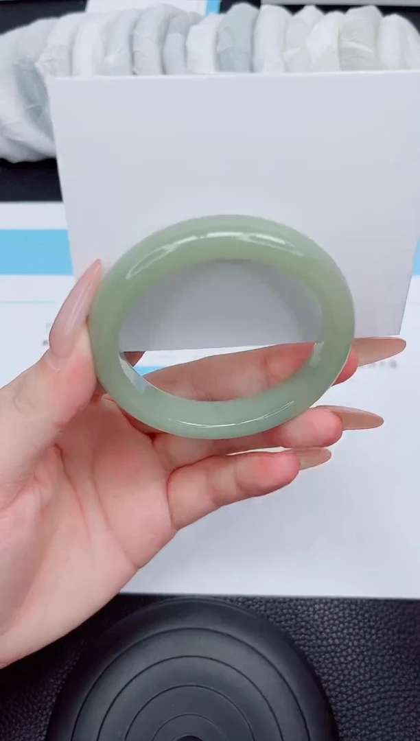 石英质玉手镯未镶嵌148-54.6