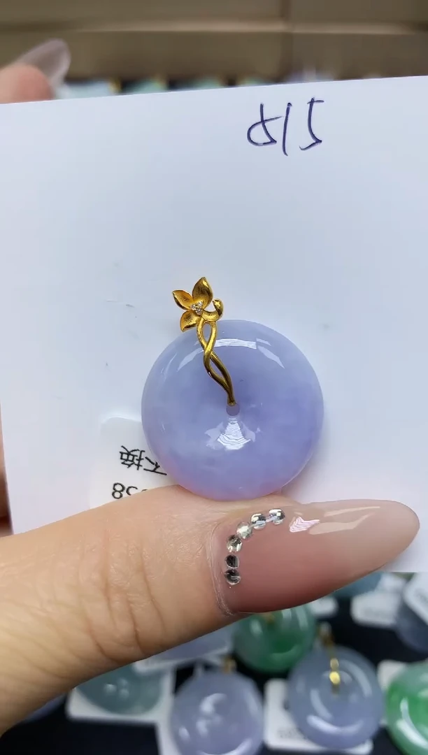 翡翠18K金镶嵌颈饰天然翡翠A货