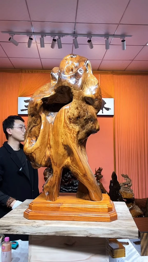 金丝楠宠**惊金丝楠木小叶桢楠