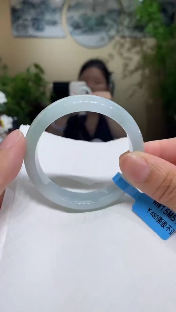 翡翠手镯未镶嵌圈口50-51