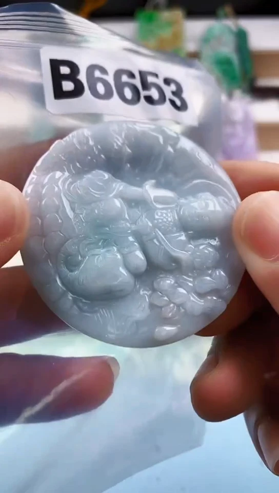 翡翠未镶嵌颈饰天然翡翠吊坠挂件