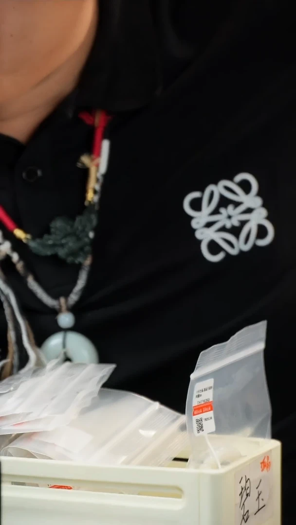 吊坠(不含链)未镶嵌和田玉多样性发一件THTY6414