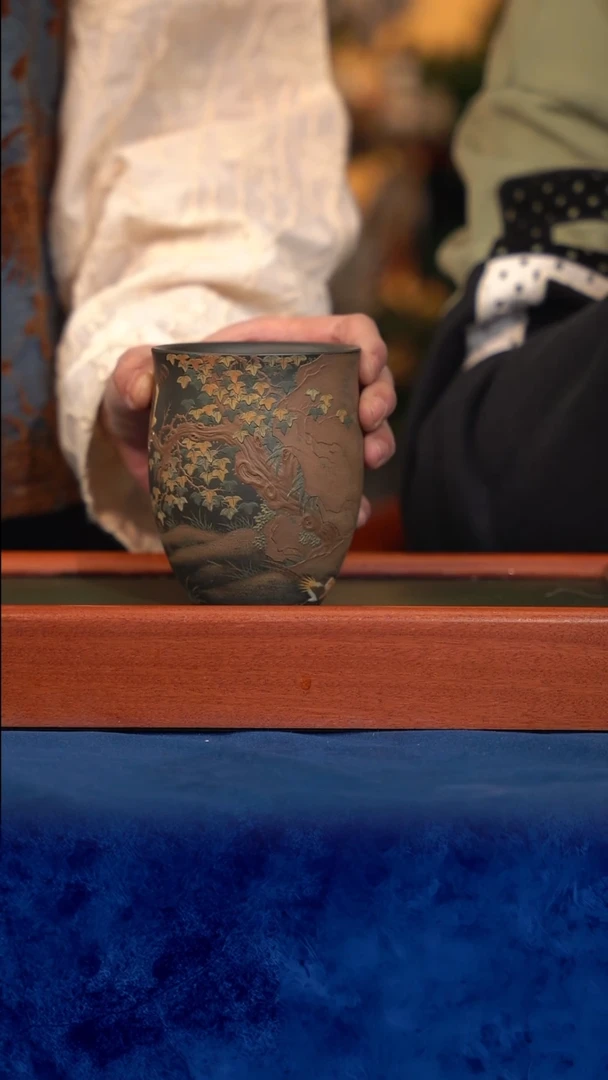 紫砂 宜兴紫砂 TZ 枫鹰雉鸡图/古渡乌泥/匋记