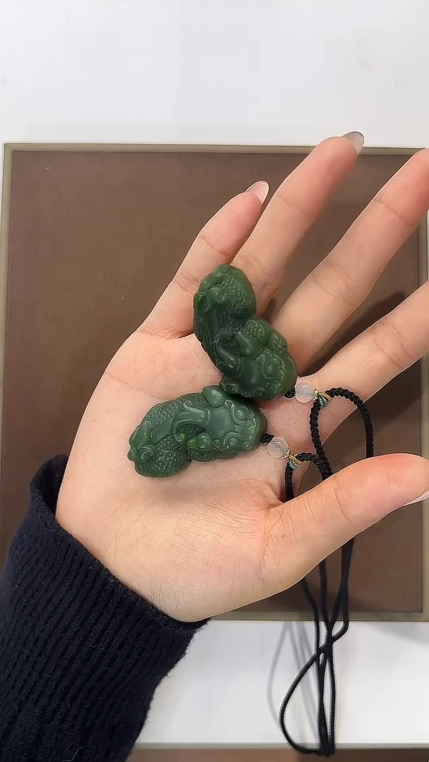 未镶嵌和田玉挂件貔貅-多样性发货其中发一