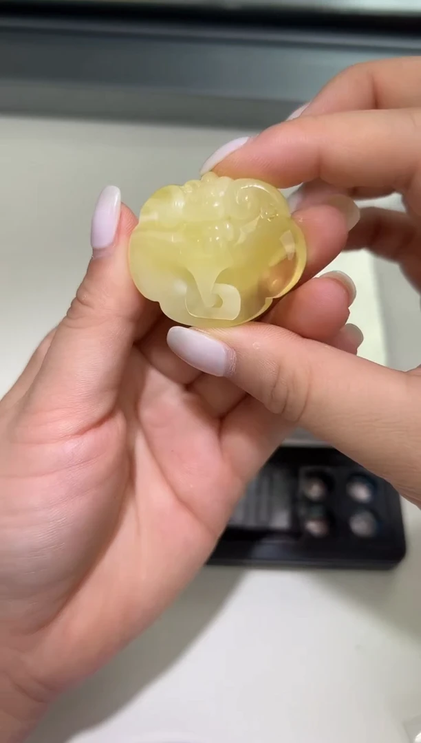 裸石琥珀未镶嵌琥珀蜜蜡吊坠
