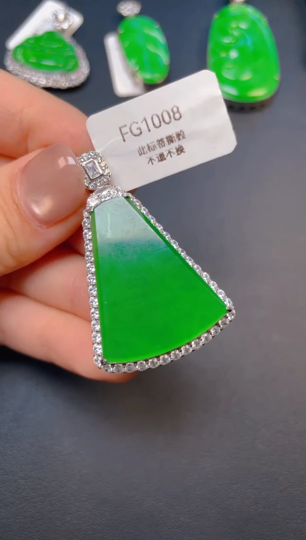 吊坠(不含链)银S925镶嵌翡翠吊坠