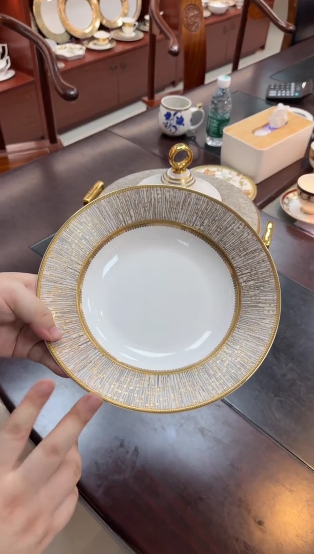 瓷片9英寸草帽盘 正品