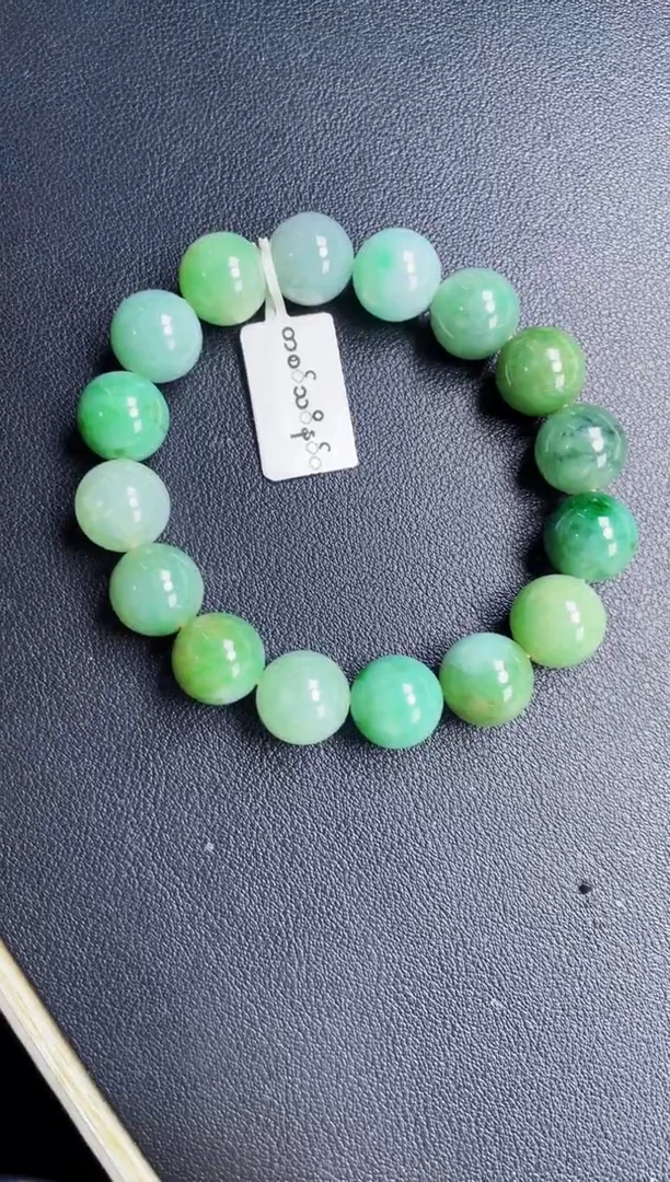 未镶嵌定制翡翠珠串
