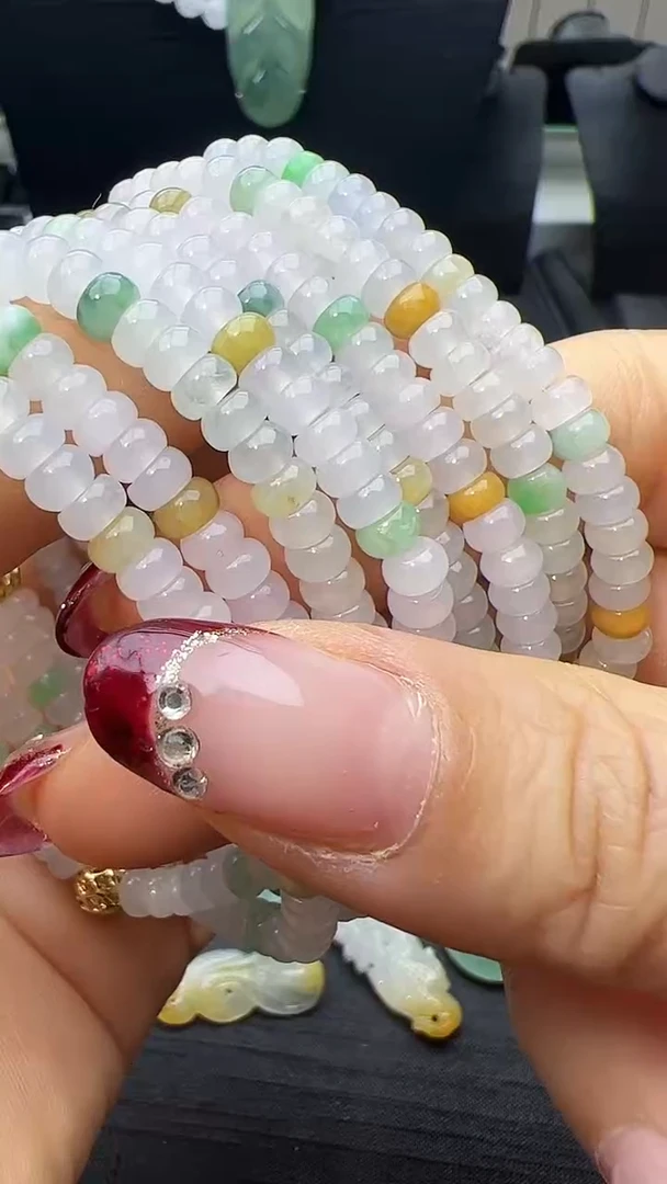 【闪购商品】翡翠手串未镶嵌玉珠手串