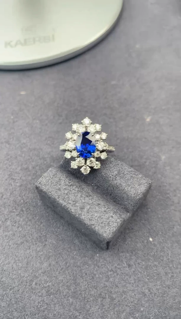 戒指蓝宝石18K金镶嵌1.8ct蓝宝石   FG