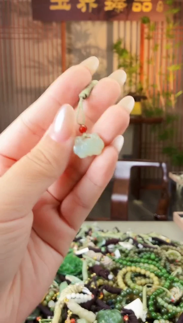 颈饰未镶嵌和田玉多样性发货拍一发一
