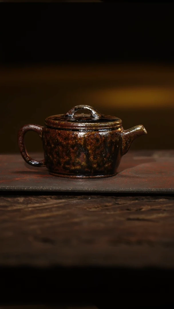 茶壶紫砂崖柏木+沉香木 汉瓦
