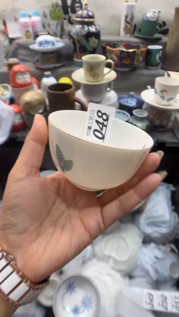 瓷片龐*芝048
