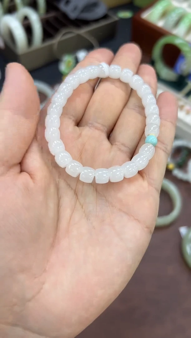颈饰未镶嵌和田玉手串7.5mm