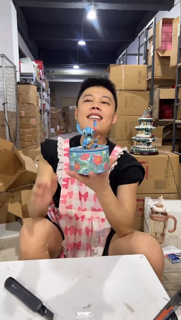 瓷片史迪仔首饰盒