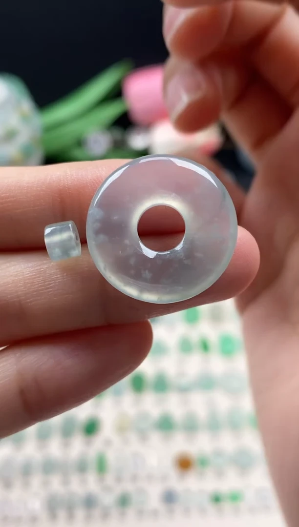 【闪购商品】翡翠颈饰未镶嵌翡翠冰种甜甜圈