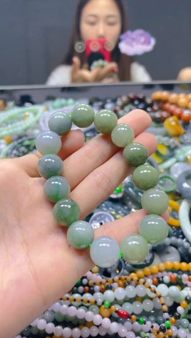 颈饰未镶嵌翡翠13MM/L/翡翠A货，一件也是批发价