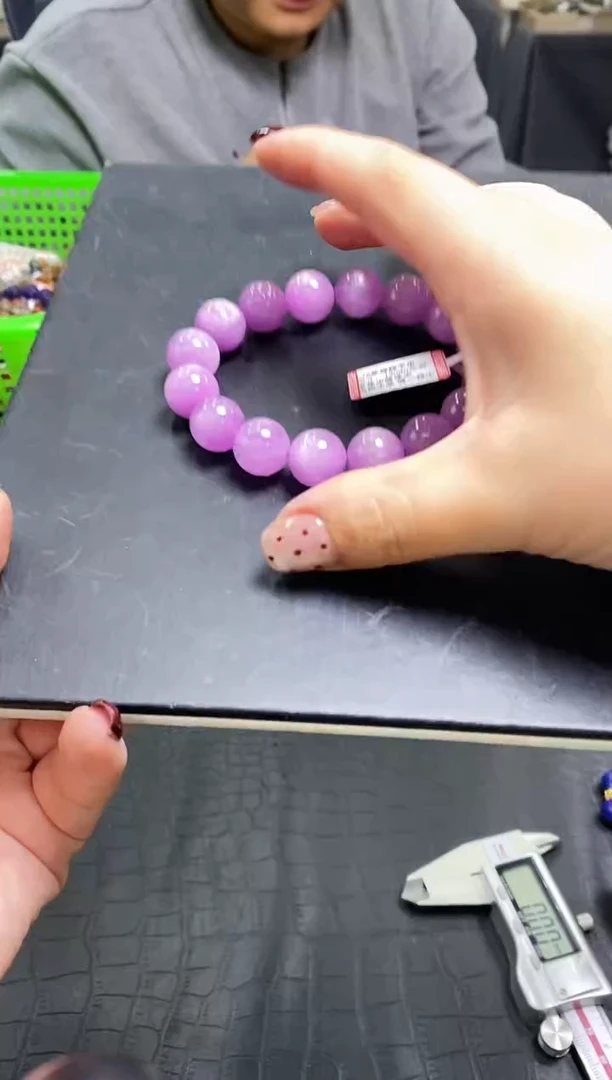 未镶嵌锂辉石手串有****活手串493