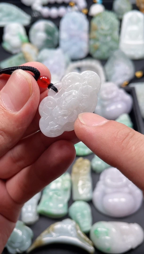 翡翠未镶嵌颈饰天然翡翠a货