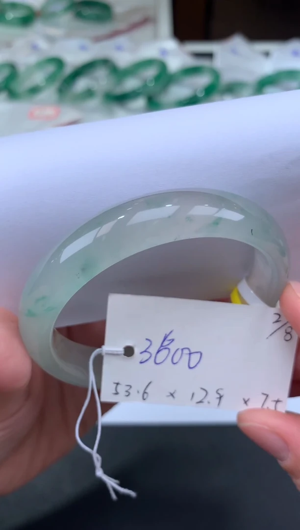 【闪购商品】石英质玉手镯未镶嵌天然玉石非洲翠手镯