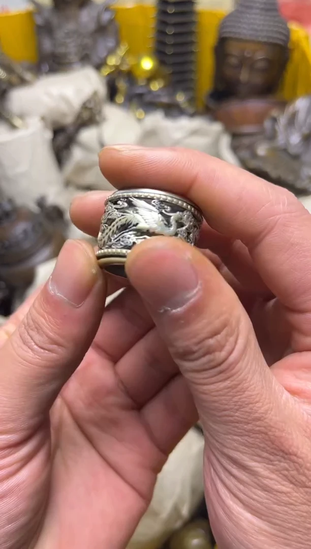 精美铜器，点击下单