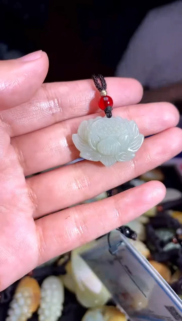 和田玉未镶嵌挂件1