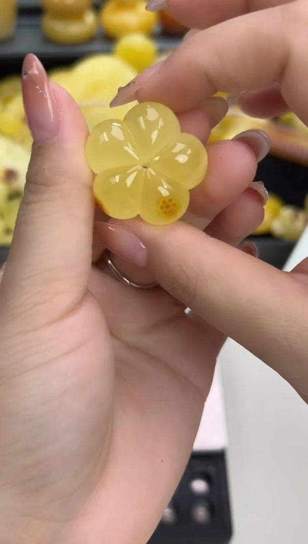 裸石琥珀未镶嵌琥珀蜜蜡吊坠