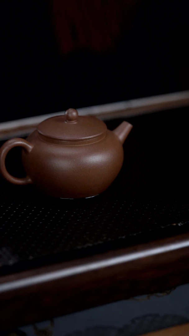 茶壶紫砂130CC百年老紫泥莲子12