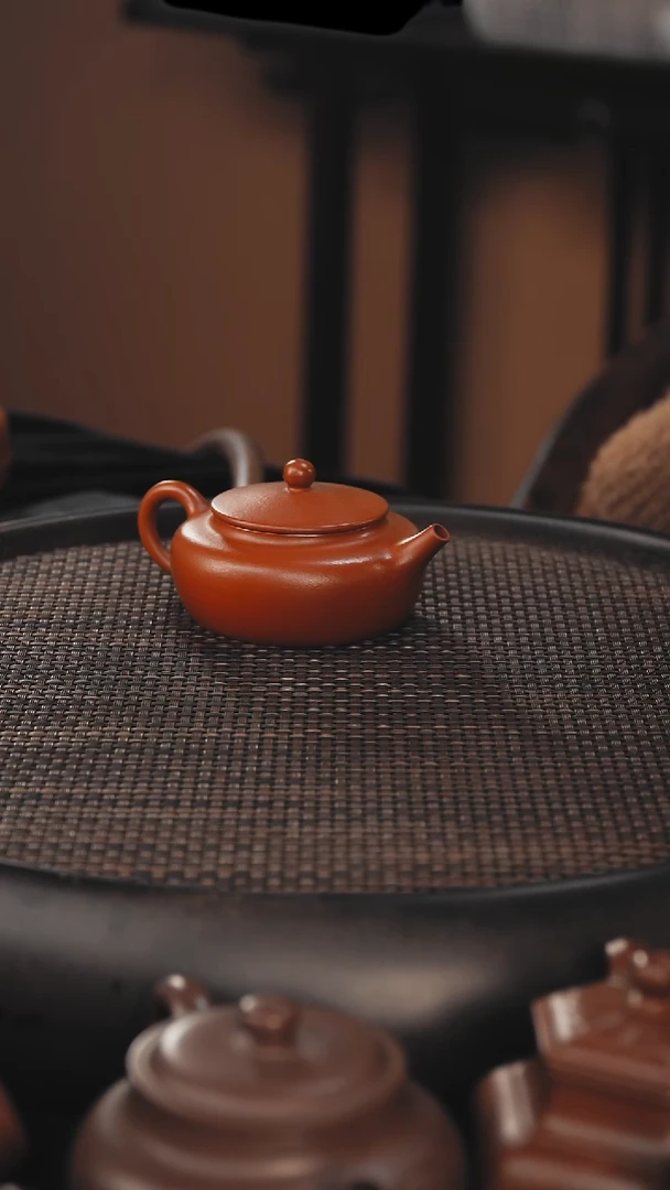 茶壶紫砂扁辰 朱泥