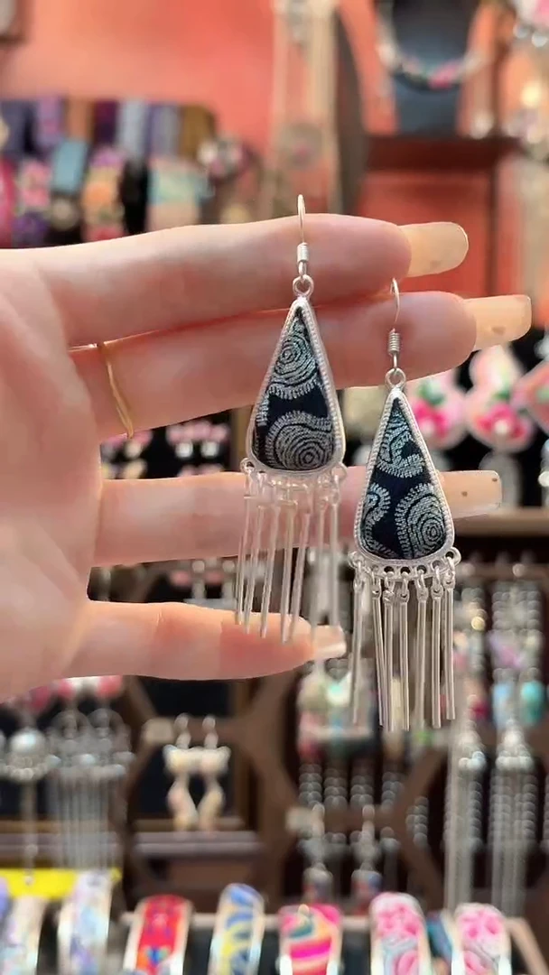 织绣 云织谣民族风精美饰品   55