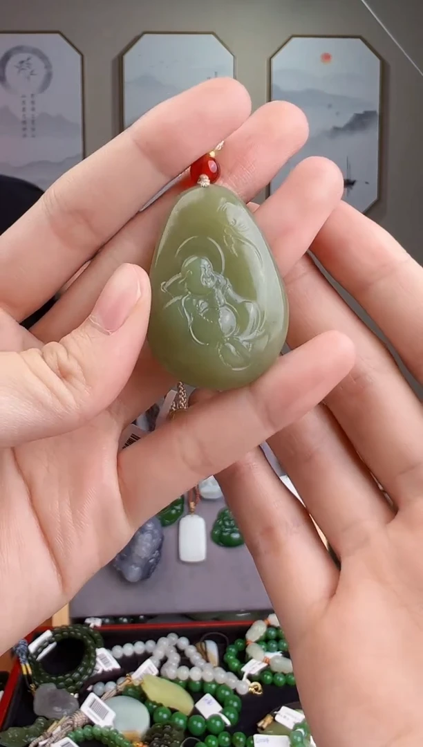 颈饰未镶嵌和田玉一物一证 拍一单发一个