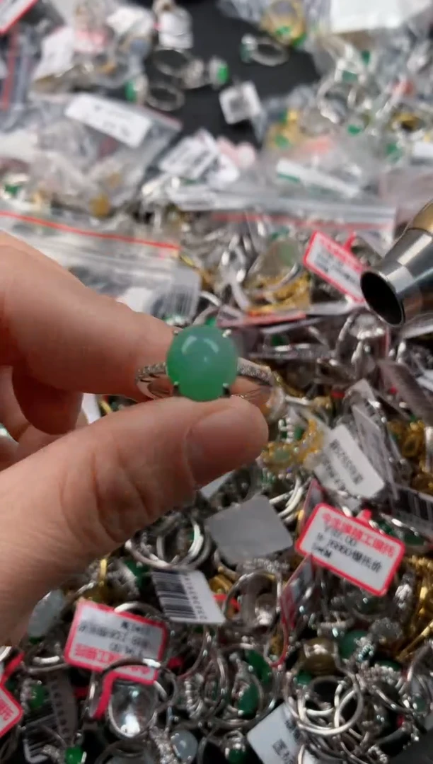 银S925镶嵌戒指翡翠2             1