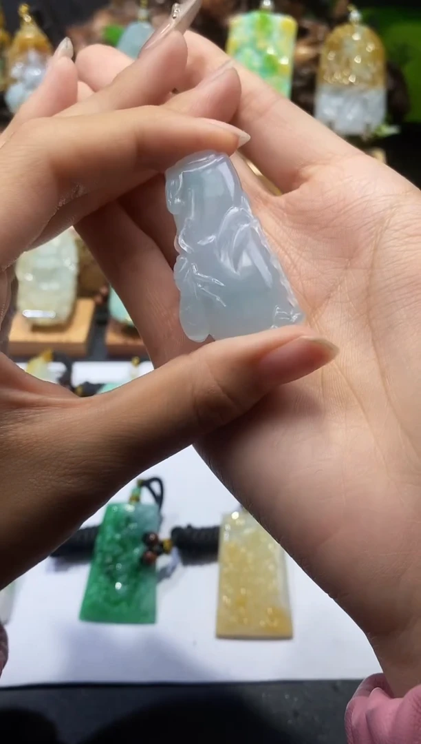 【闪购商品】定制翡翠未镶嵌翡翠A货