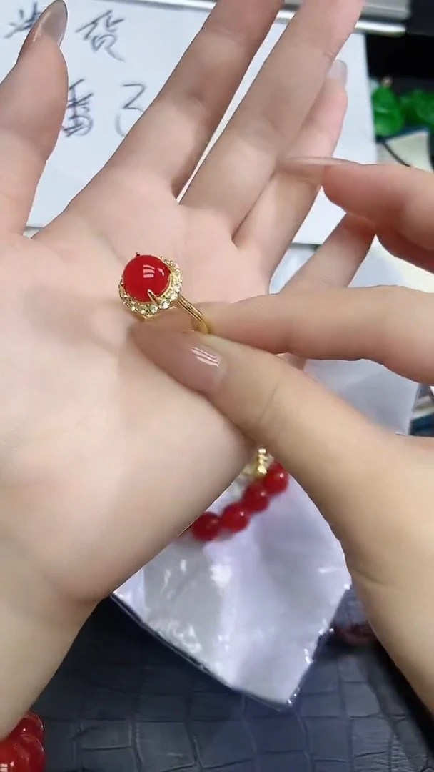 未镶嵌戒指翡翠翡翠满红蛋面戒指H267