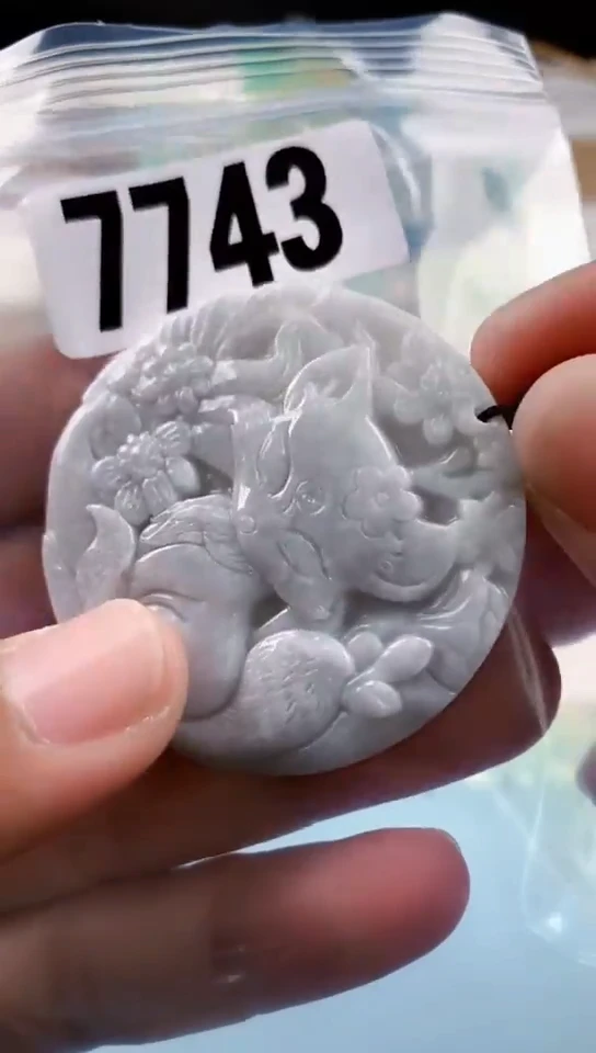 【闪购商品】翡翠挂件未镶嵌天然翡翠吊坠挂件