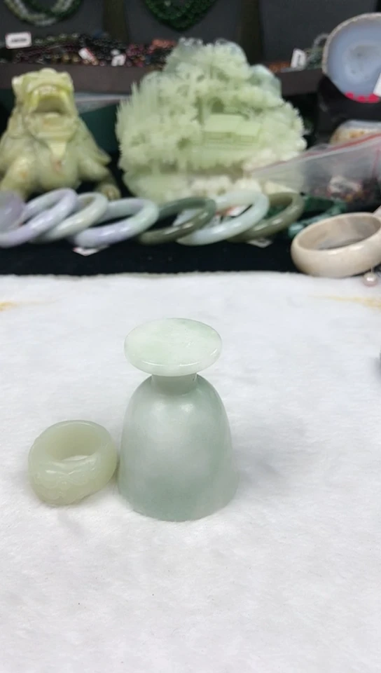 【闪购商品】和田玉吊坠(赠链)未镶嵌板子【22MM】