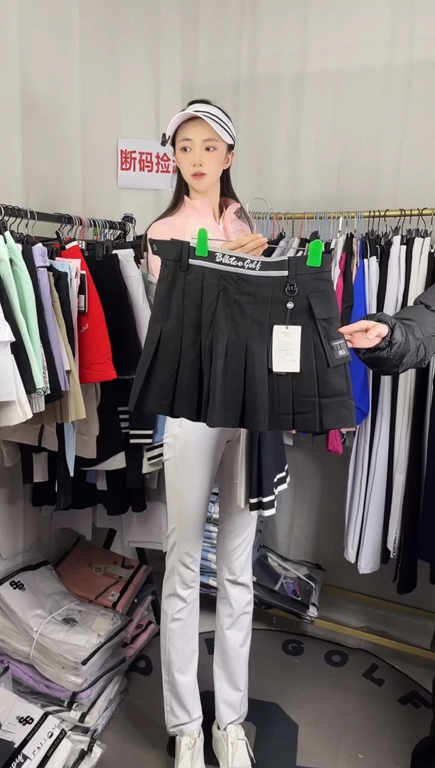 高尔夫黑色短裙XL码