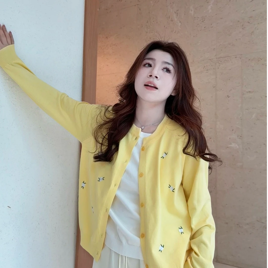 2025时尚假两件针织毛衣假两件大码女装秋季新款设计感上衣260251